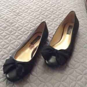 Black bow flats